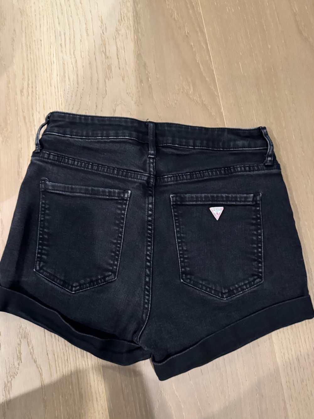 Guess Black jean shorts - Picture 2 of 6